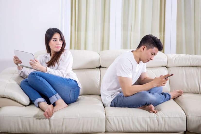 อาการของคนที่ยังไม่ลืมแฟนเก่าเป็นยังไง ต้องรับมืออย่างไร1